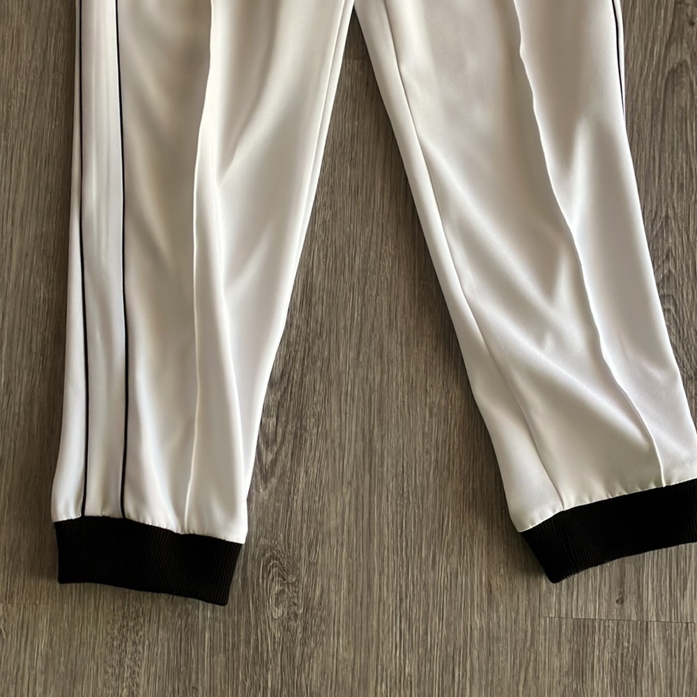 Zara Basic White Joggers Size Medium - image 3